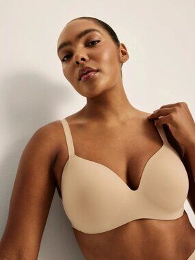 Knix - WingWoman Contour Bra, 36G, Warm Sand, Wireless T-Shirt Bra